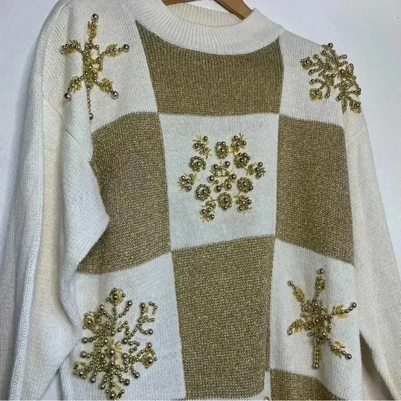 Lew Magrum VINTAGE gold and cream, gold beaded snowflake Christmas sweater SZ-L - Picture 11 of 11